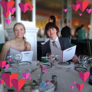 Meet your Posher, Liz